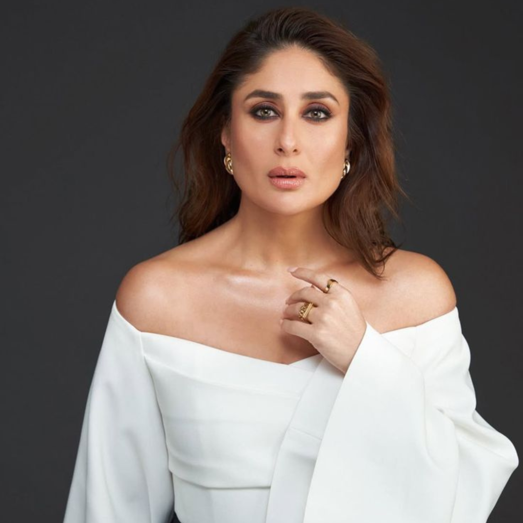Kareena Kapoor Khan stylish mom look 2026 with Taimur and Jeh casual outing
