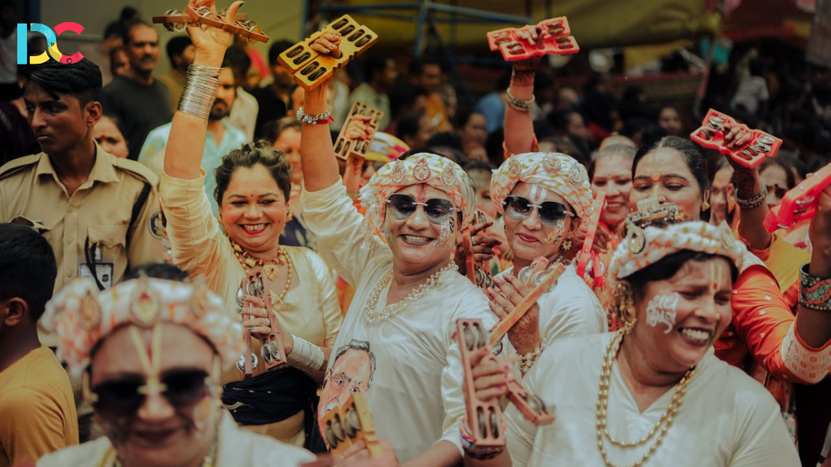 Modern bhajan club with fusion music